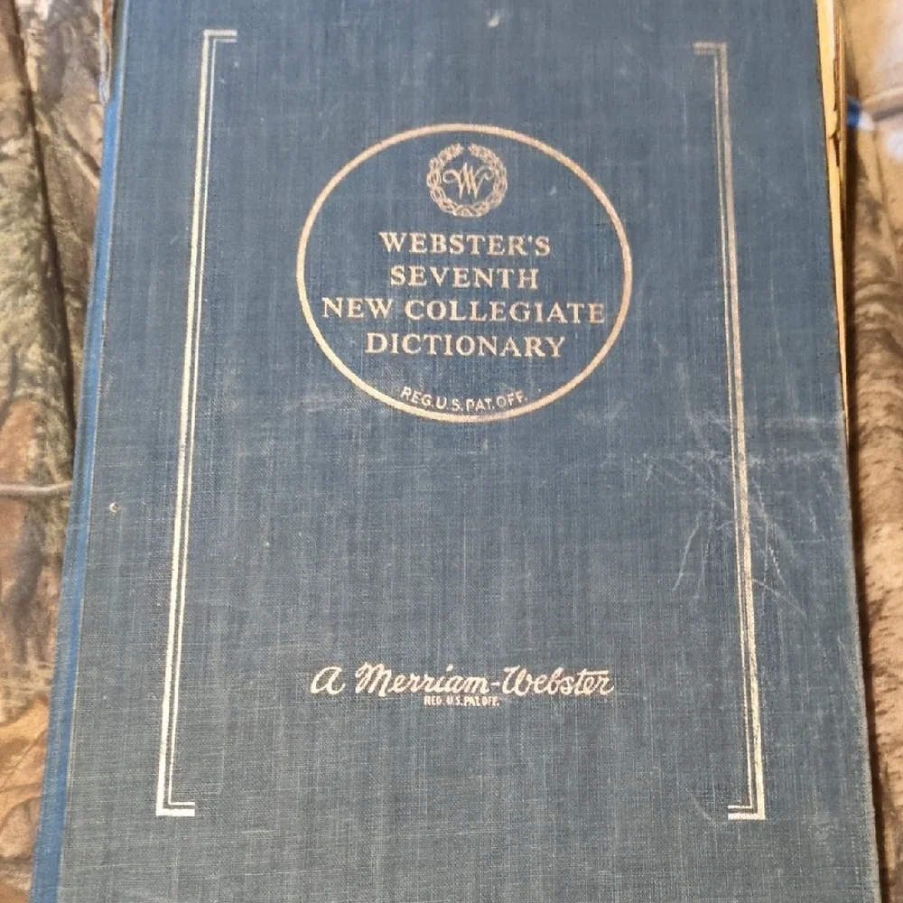Webster's Seventh New Collegiate Dictionary